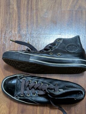 Converse Men Black High Top Leather Sneakers